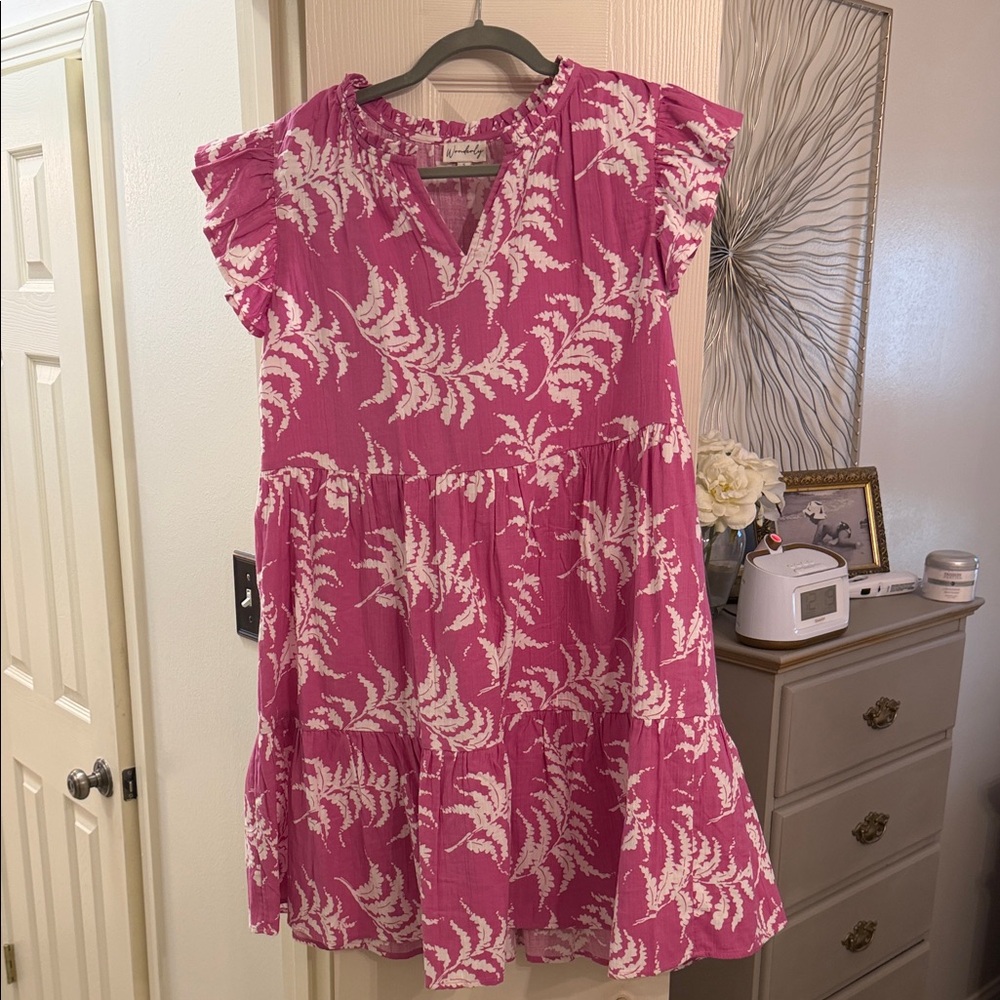 Small Pink and White Leaf Print Dress